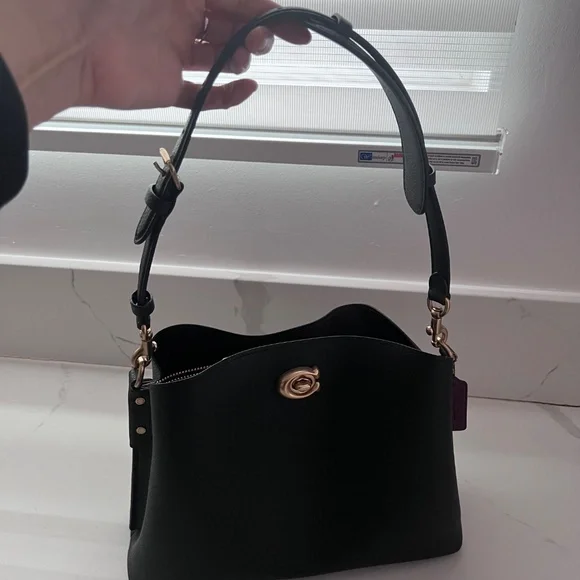 Coach Willow Shoulder Bag Black Pebble Leather Turnlock Matte Gold + Strap - Picture 3 of 16